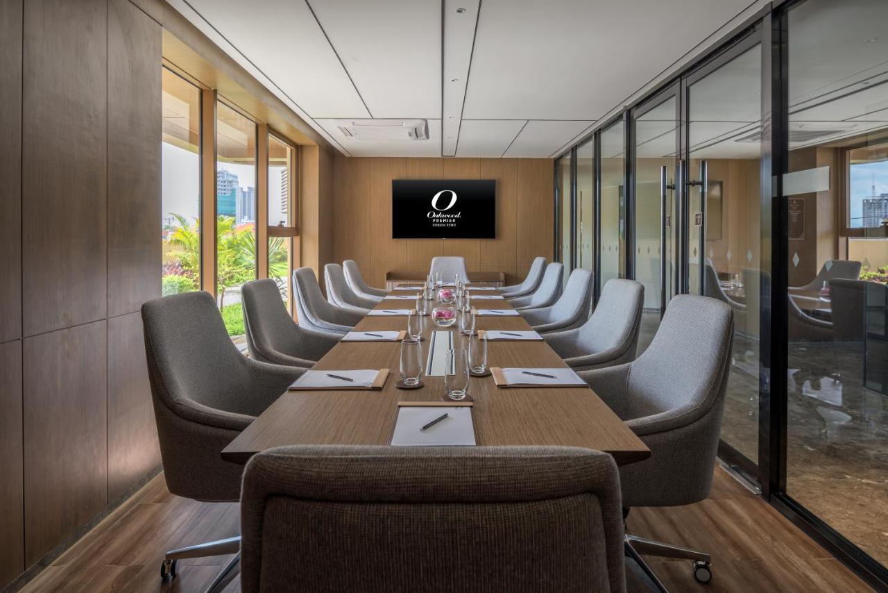 Oakwood Premier Hotel 5*