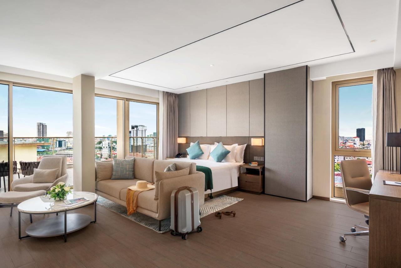 Oakwood Premier 5* プノンペン