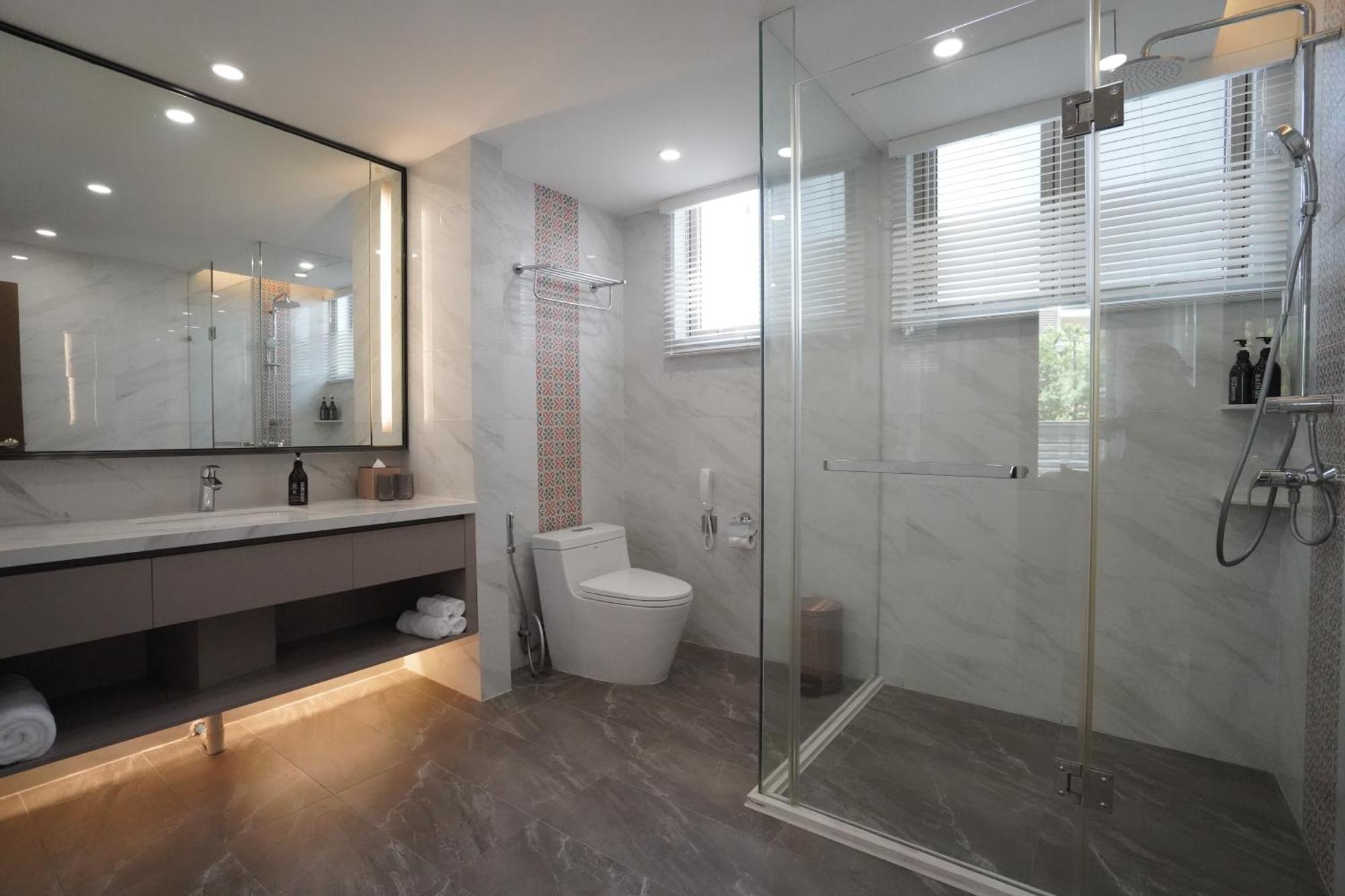 Oakwood Premier 5* Phnom Penh