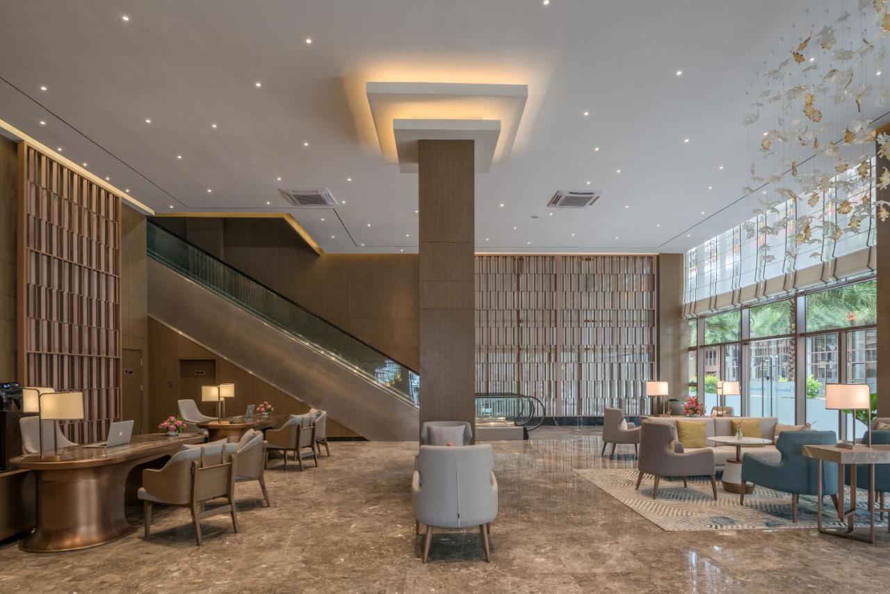 Hotel Oakwood Premier 5*