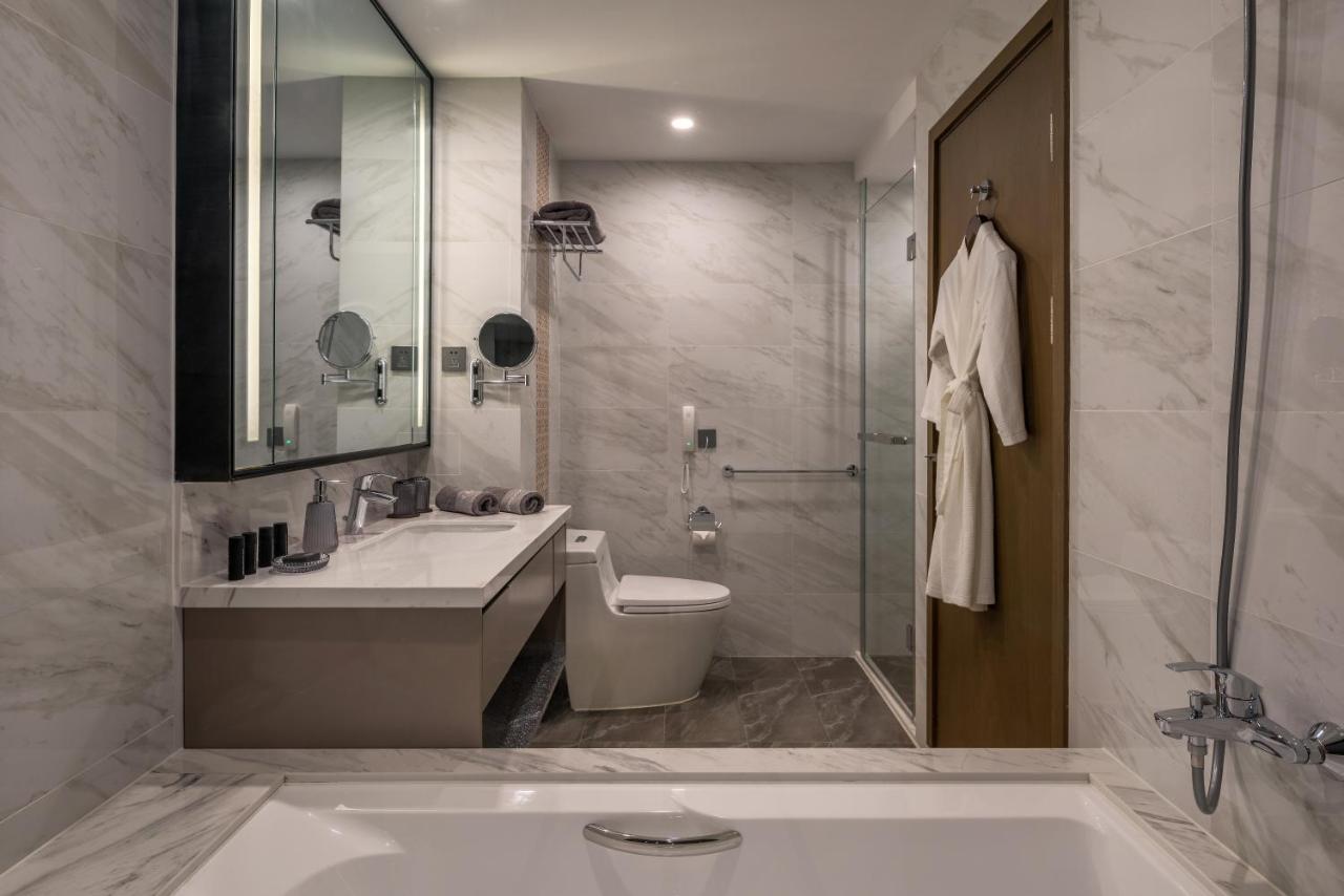 Oakwood Premier 5* Phnom-Penh